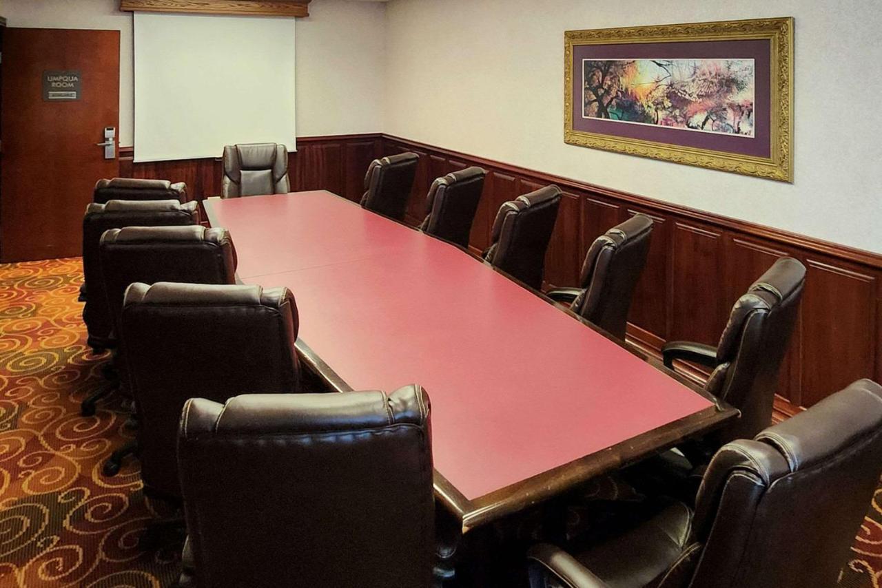 Comfort Suites Corvallis Εξωτερικό φωτογραφία